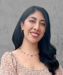 Portrait photo of Bianca Reynoso